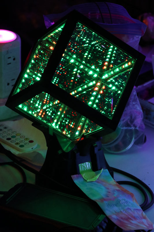 HyperCube Nano Plus Powerstand and Staff
